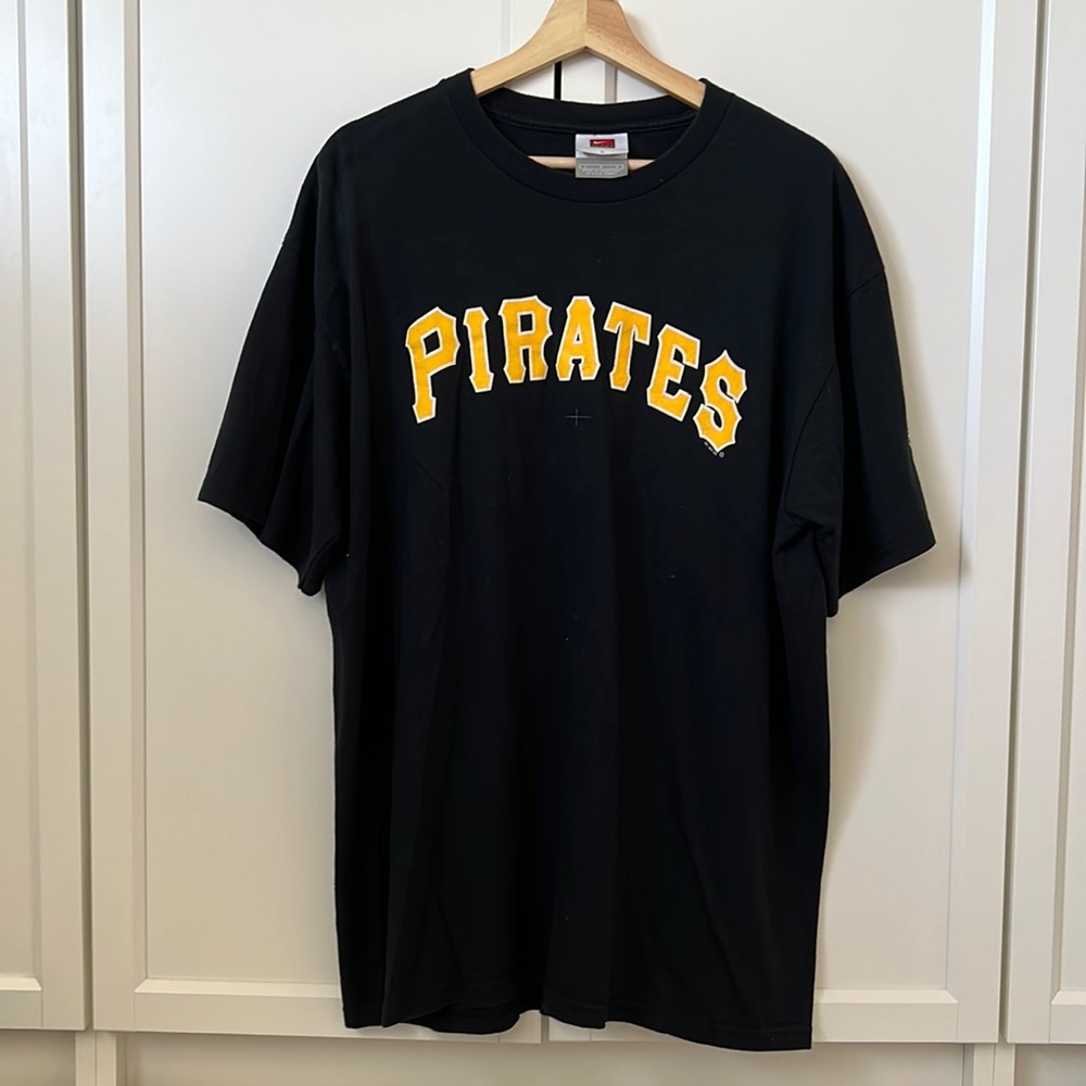Nike Pirates Tshirt